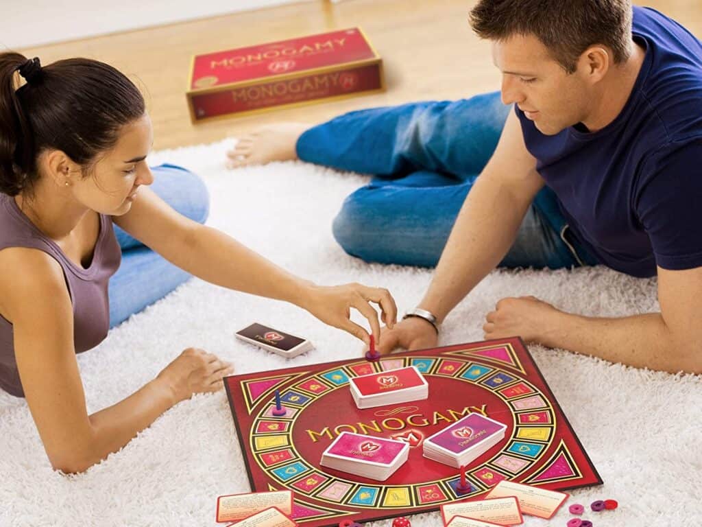  giochi di coppia san valentino Monogamy